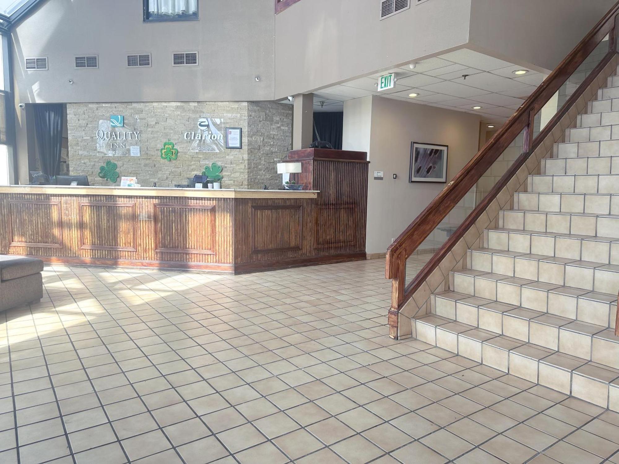 Clarion Inn Fort Collins Zewnętrze zdjęcie