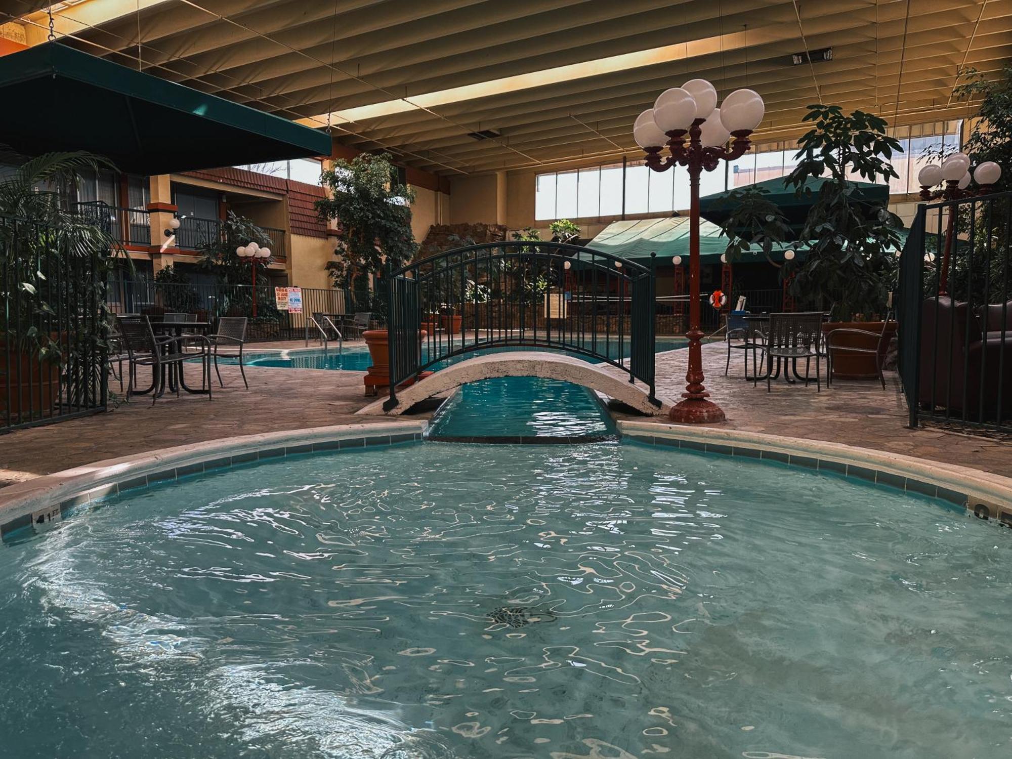 Clarion Inn Fort Collins Zewnętrze zdjęcie