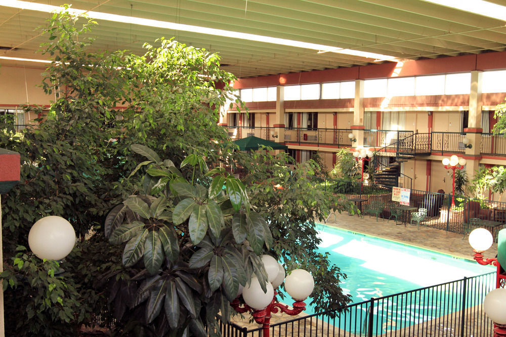 Clarion Inn Fort Collins Zewnętrze zdjęcie